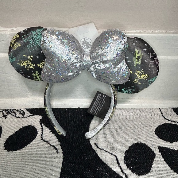 Disney 100 year attraction ears - Picture 1 of 7